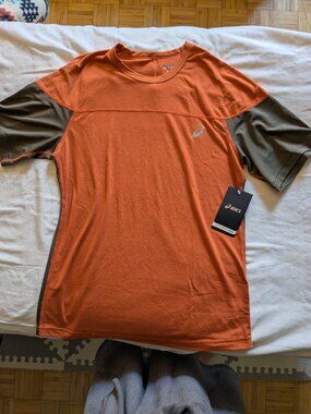 Asics Orange Men's size medium t-shirt